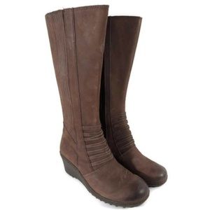 KEEN Zurich Tall Leather Wedge Boots 8